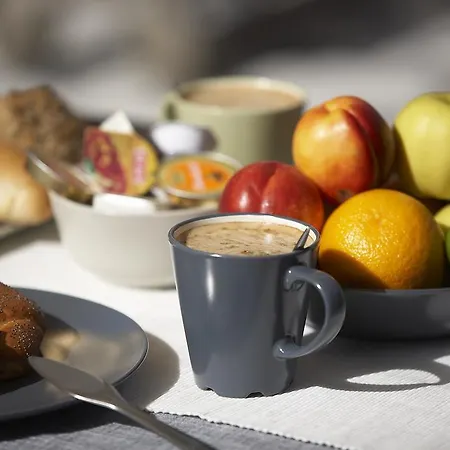 Πανσιόν Konopiste Benesov (Central Bohemian)