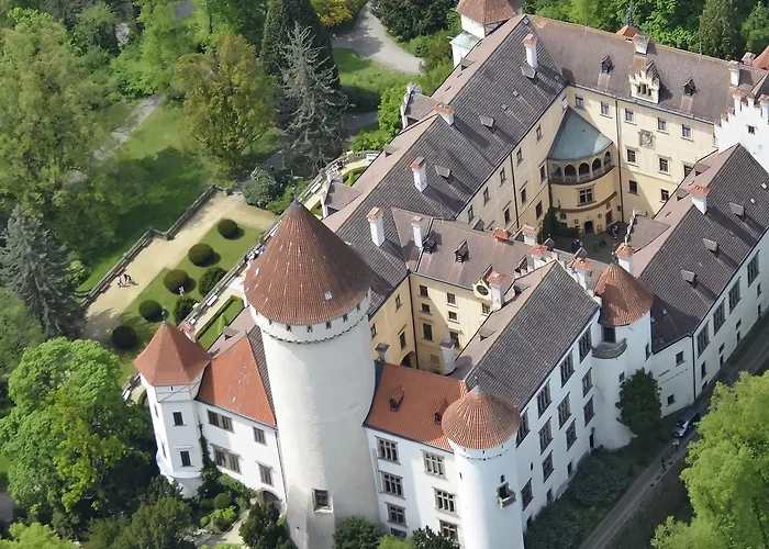 Konopiste Гостевой дом